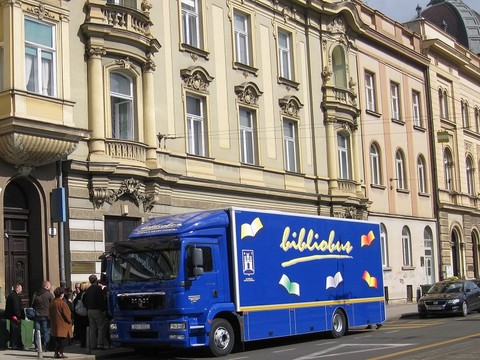 Zagrebački bibliobusi: Bibliobus oživi čaroliju čitanja i onima koji su je zaboravili