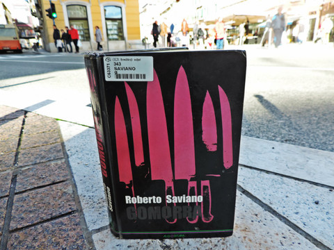 "Gomorra" Roberta Saviana: knjiga i autor koji ne okolišaju... 